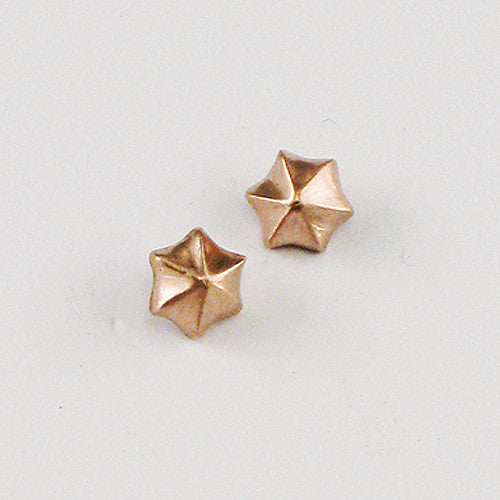 mini meringue stud